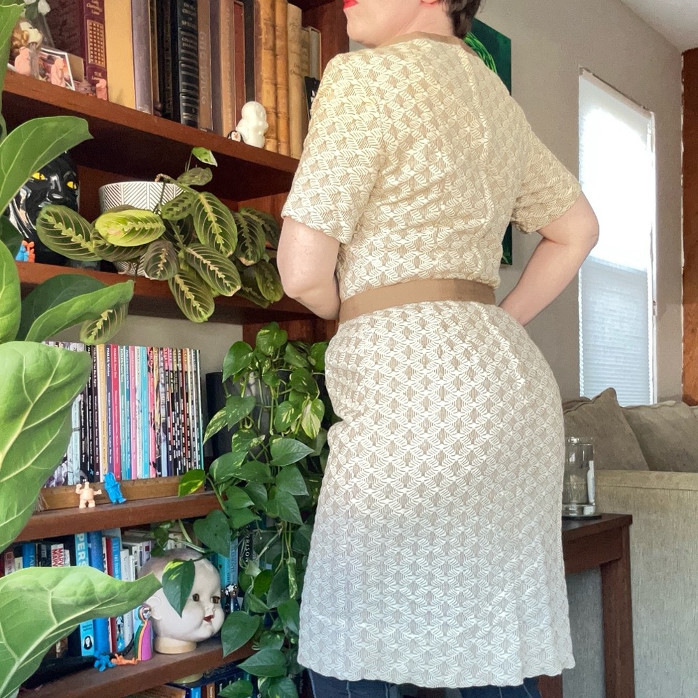 Vintage Cream & Tan Belted Sweater Dress - Picture 3 of 14